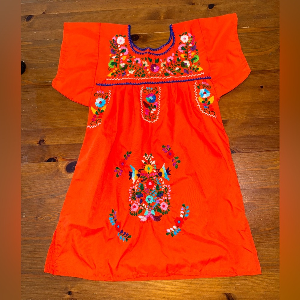 Little Girls Traditional Mexican Embroidered Dress size 6